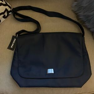 Perlina Vintage Messenger Bag